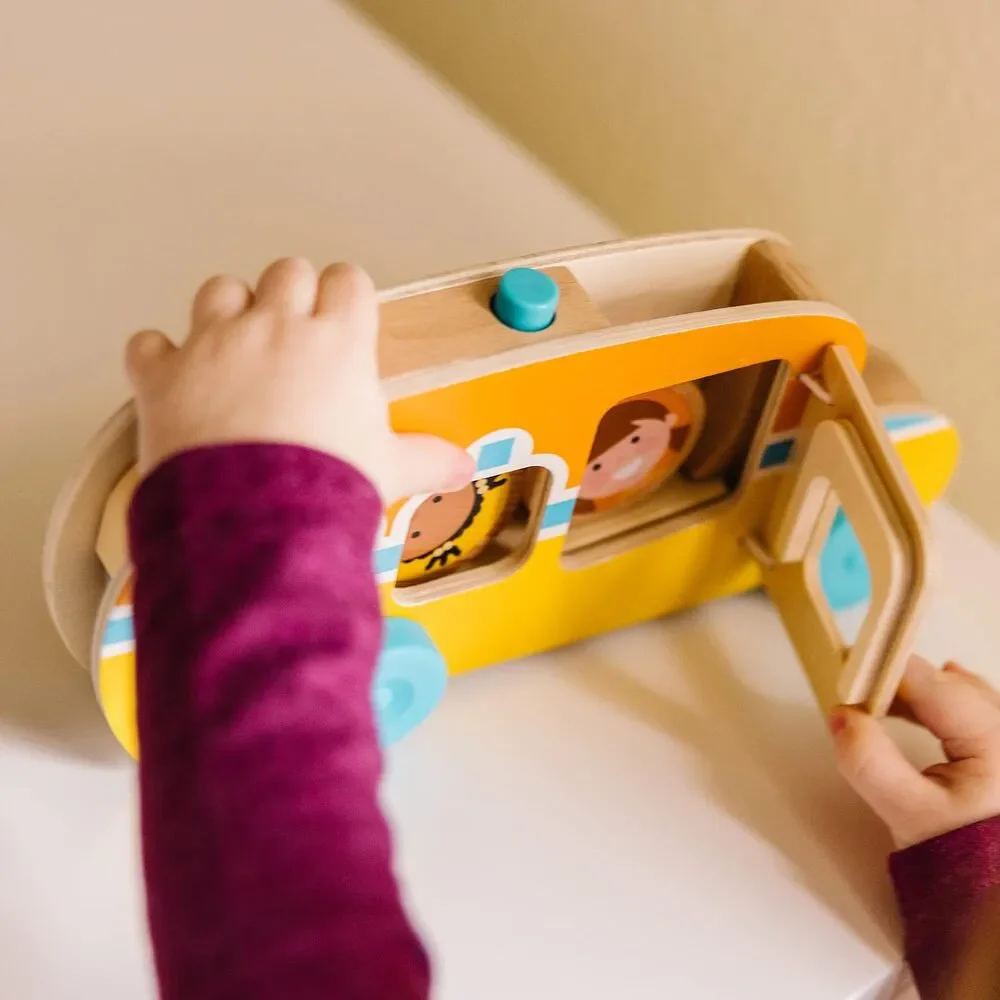 Melissa & Doug GO Tots Wooden Roll & Ride Bus with 3 Disks School Bus NIB